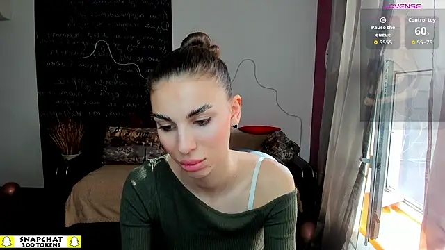 EmmyGreans online show from 03/27/26, 06:55