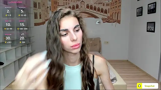 Snapshot of EmmyGreans chatting on 10/09/25, 12:06 EmmyGreans online show from 10/09/25, 12:06