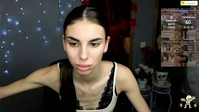 EmmyGreans online show from 12/15/25, 06:52