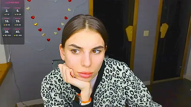 Snapshot of EmmyGreans chatting on 02/26/25, 12:38 EmmyGreans online show from 02/26/25, 12:38