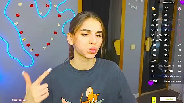 Snapshot of EmmyGreans chatting on 02/27/25, 12:45 EmmyGreans online show from 02/27/25, 12:45