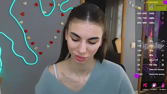 Snapshot of EmmyGreans chatting on 03/20/25, 06:30 EmmyGreans online show from 03/20/25, 06:30