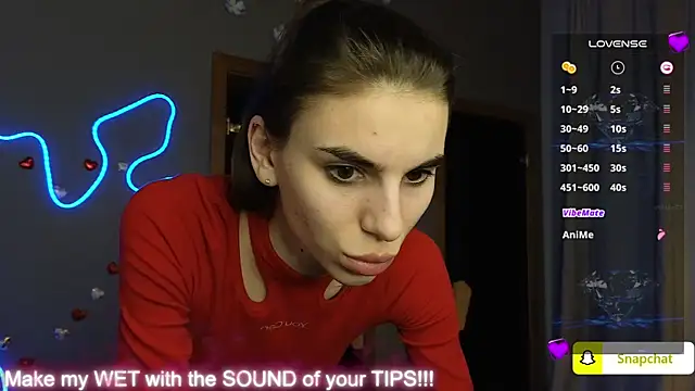 Snapshot of EmmyGreans chatting on 02/10/25, 04:14 EmmyGreans online show from 02/10/25, 04:14