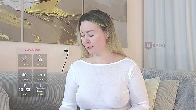 ElleCherry online show from 09/14/25, 05:13