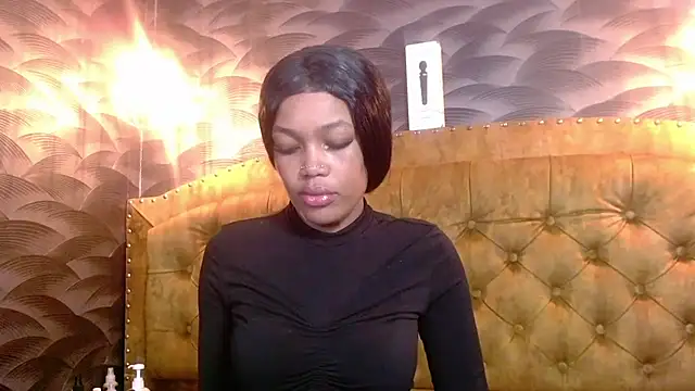 CrystalBrooke3x online show from 10/25/25, 08:53