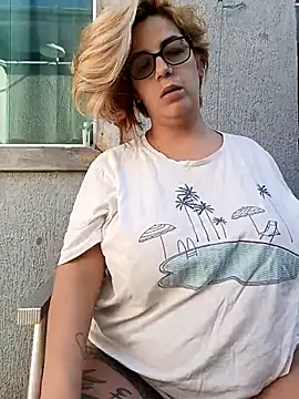 Escarlate4you  online show from 11/29/25, 10:15