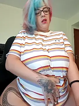 Snapshot of Escarlate4you_ chatting on 02/27/26, 09:42 Escarlate4you online show from 02/27/26, 09:42