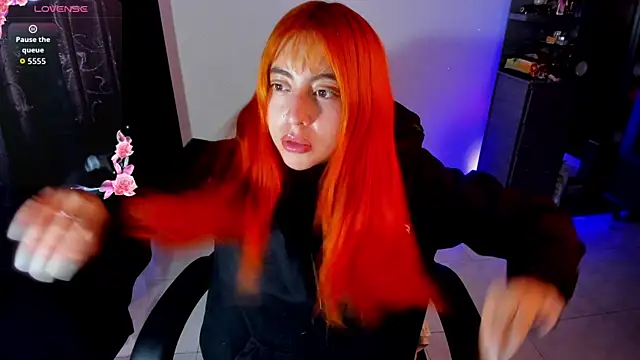 Violetaarey online show from 06/18/26, 07:08