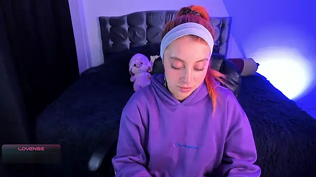 Violetaarey online show from 02/21/26, 03:19