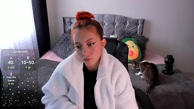 Violetaarey online show from 03/27/26, 09:27