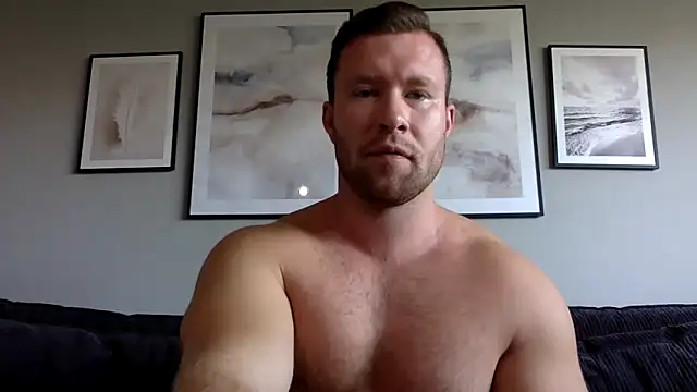 Snapshot of swekingxx chatting on 09/09/25, 09:08 swekingxx online show from 09/09/25, 09:08