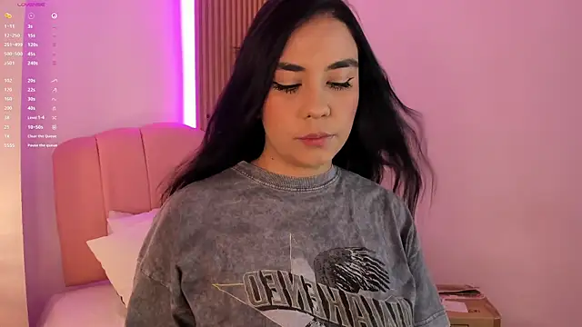 Mara Betancurt online show from 04/09/26, 07:42