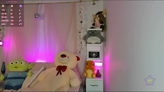 Snapshot of _dayana_miler chatting on 07/19/26, 03:09 dayana miler online show from 07/19/26, 03:09