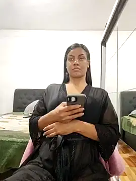 Bella Anjoss online show from 01/08/25, 12:17