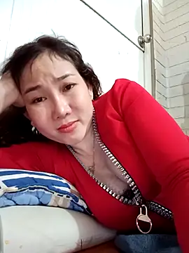 Snapshot of Ana_love2000 chatting on 03/19/25, 10:55 Ana love2000 online show from 03/19/25, 10:55