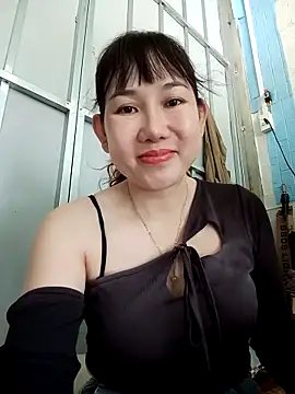 Snapshot of Ana_love2000 chatting on 10/12/25, 03:19 Ana love2000 online show from 10/12/25, 03:19