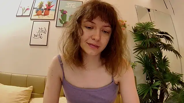 Snapshot of sun_place chatting on 10/19/25, 02:03 sun place online show from 10/19/25, 02:03