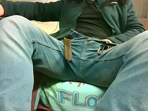 Giulio35 Pika online show from 03/22/26, 06:20