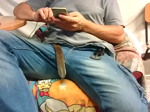 Snapshot of Giulio35_Pika chatting on 09/16/25, 03:13 Giulio35 Pika online show from 09/16/25, 03:13