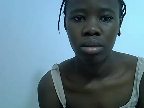 Snapshot of hey_its_andreana chatting on 06/15/26, 12:16 hey its andreana online show from 06/15/26, 12:16