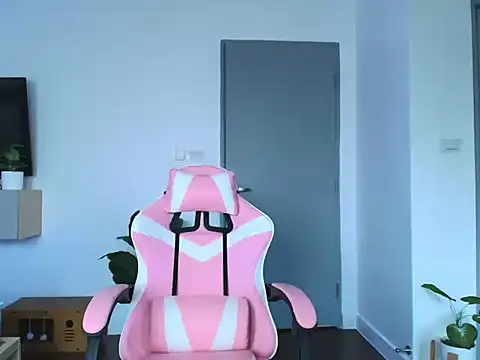 Snapshot of juicyshow_ chatting on 09/14/25, 02:34 juicyshow online show from 09/14/25, 02:34