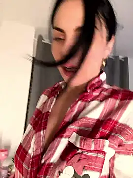 KimKelly13 online show from 01/07/26, 07:57