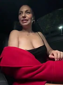 Snapshot of KimKelly13 chatting on 03/07/26, 02:40 KimKelly13 online show from 03/07/26, 02:40