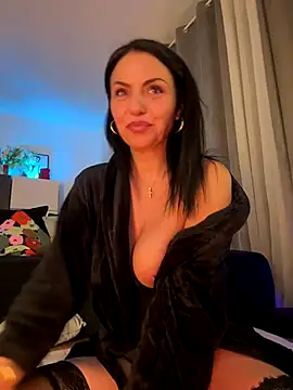 KimKelly13 online show from 12/01/25, 03:18