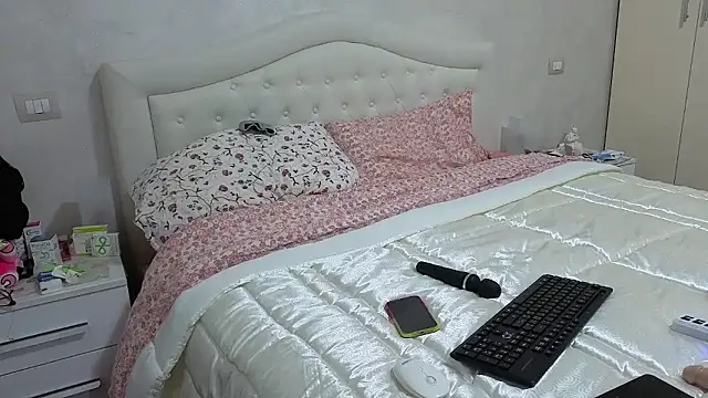 sexy blondie92 online show from 01/12/26, 10:47