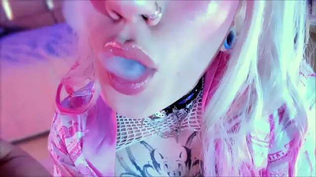 Broklinwhite  online show from 12/05/25, 02:26