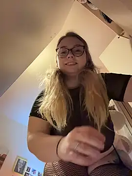 Snapshot of chloetarducci chatting on 02/23/26, 07:58 chloetarducci online show from 02/23/26, 07:58