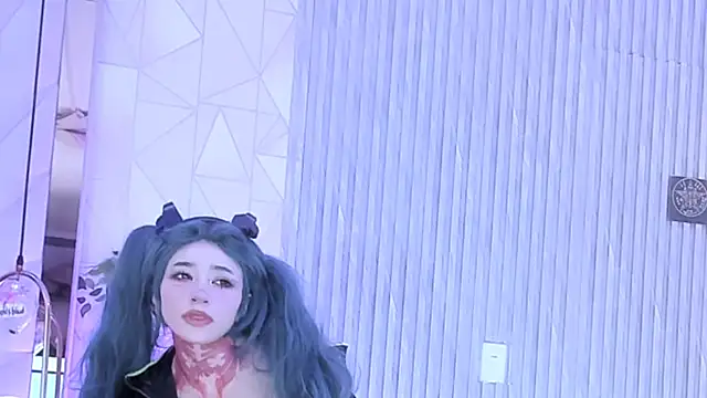 zephirahabney online show from 10/19/25, 02:53