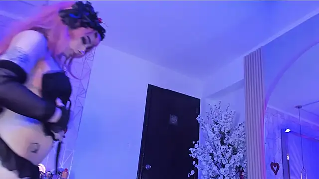 zephirahabney online show from 03/06/25, 08:37