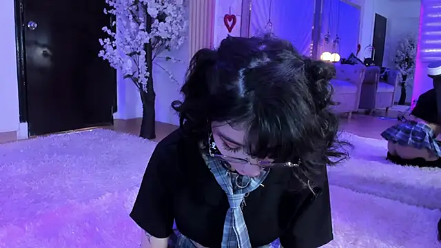 zephirahabney online show from 03/03/25, 02:28