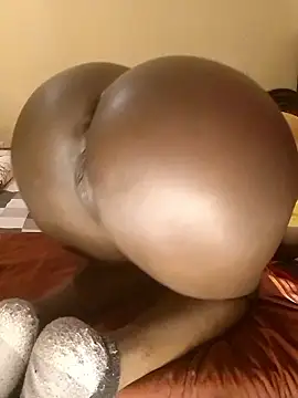 Misskhalifa  online show from 10/25/25, 12:39