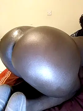 Snapshot of Misskhalifa_ chatting on 02/25/25, 06:33 Misskhalifa online show from 02/25/25, 06:33