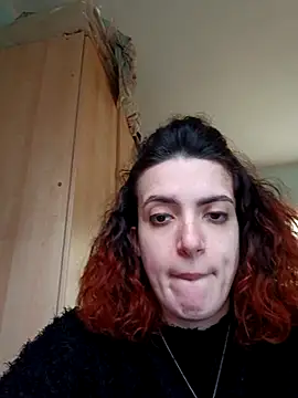 LadyMinnie online show from 10/25/25, 03:34