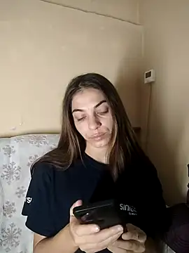 AntoniaHottie online show from 10/08/25, 06:37