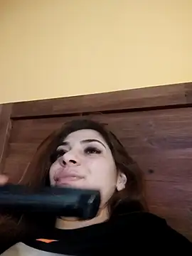 Snapshot of AntoniaHottie chatting on 02/02/26, 03:33 AntoniaHottie online show from 02/02/26, 03:33