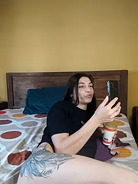 AntoniaHottie online show from 04/26/26, 08:33