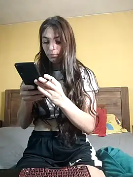 Snapshot of AntoniaHottie chatting on 06/20/26, 07:24 AntoniaHottie online show from 06/20/26, 07:24