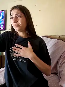 AntoniaHottie online show from 03/15/25, 06:32