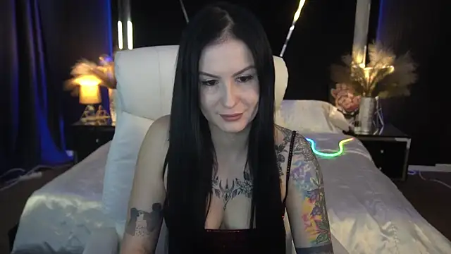 AmberDismond online show from 11/16/25, 06:40