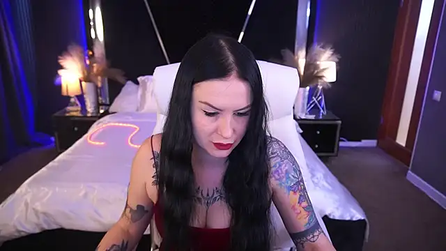 AmberDismond online show from 10/01/25, 05:56