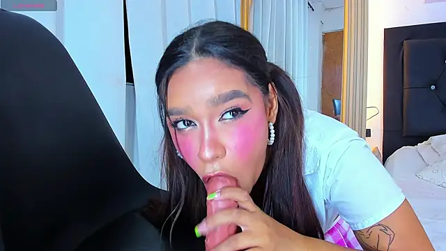 coraline v online show from 11/06/25, 01:42