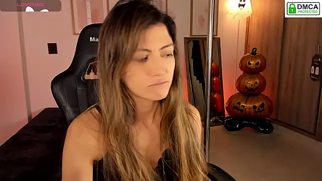 Lilabril online show from 10/05/25, 02:41