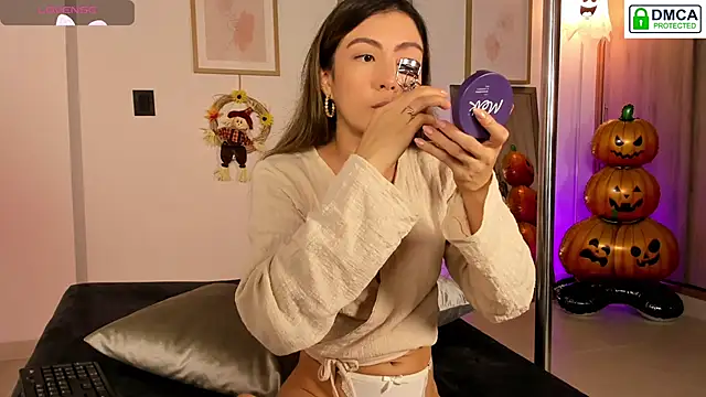 Lilabril online show from 10/08/25, 02:40