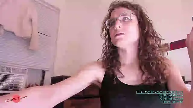 klintellemoore online show from 03/10/25, 04:28
