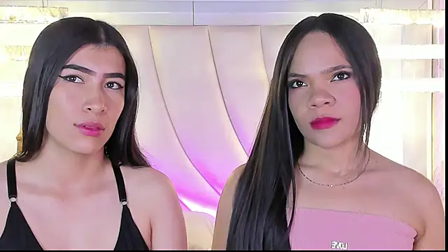 siara and zoe online show from 04/14/26, 10:59