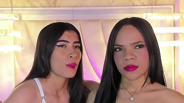 siara and zoe online show from 06/12/26, 11:46